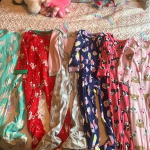 Girls size 5 footed pajamas carters child of mine